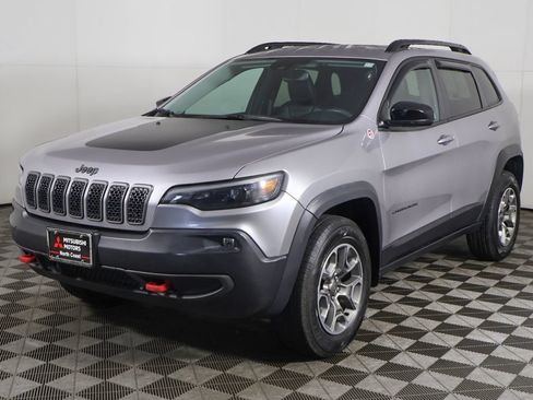 Used 2022 Jeep Cherokee Trailhawk AWD/4WD image 6