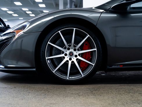 Used 2015 McLaren 650S Base image 9