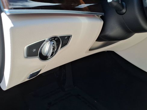 Used 2023 Mercedes-Benz E 350 4MATIC Sedan image 27