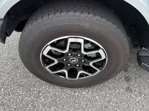 Certified 2024 Ford Bronco Outer Banks AWD/4WD image 38