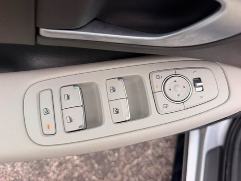 Used 2025 Hyundai Sonata SEL FWD image 26
