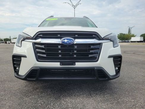 Certified 2023 Subaru Ascent Limited w/ Technology Package AWD/4WD image 3