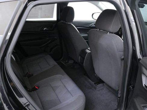 Used 2024 Chevrolet Trax LS image 30