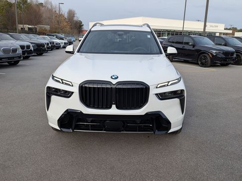New 2026 BMW X7 xDrive40i w/ M Sport Package image 8