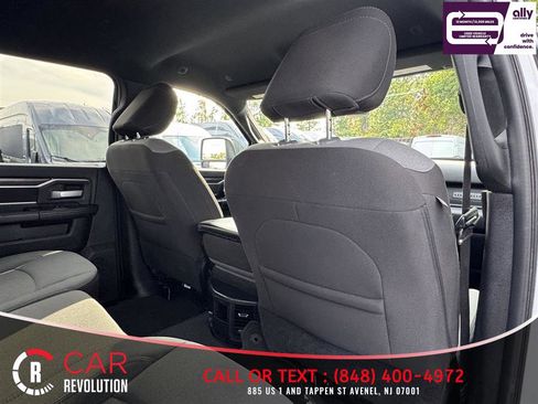 Used 2024 RAM 2500 Big Horn AWD/4WD image 47