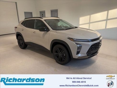 New 2026 Chevrolet Trax ACTIV w/ Sunroof Package image 1