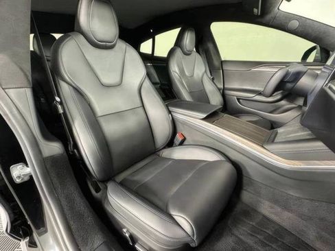 Used 2022 Tesla Model S Standard Range image 8