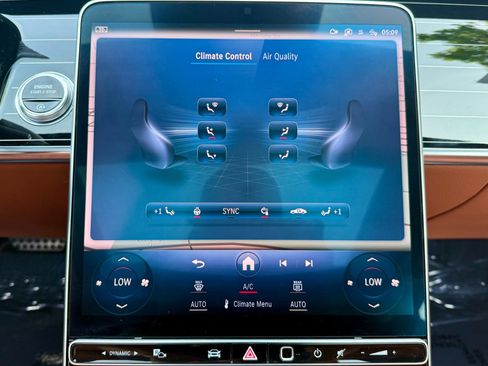Used 2022 Mercedes-Benz S 580 4MATIC Sedan image 42