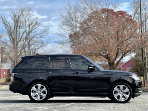 Used 2019 Land Rover Range Rover Supercharged image 4