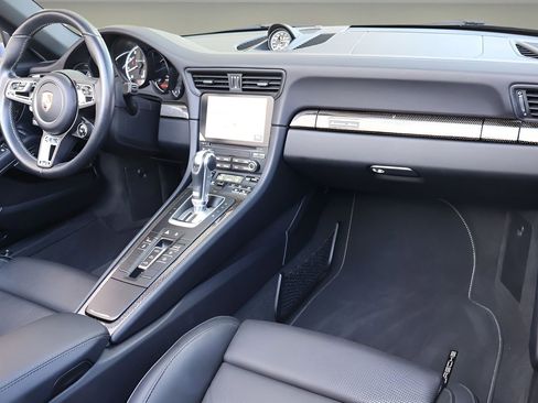 Used 2019 Porsche 911 Turbo S AWD/4WD image 18