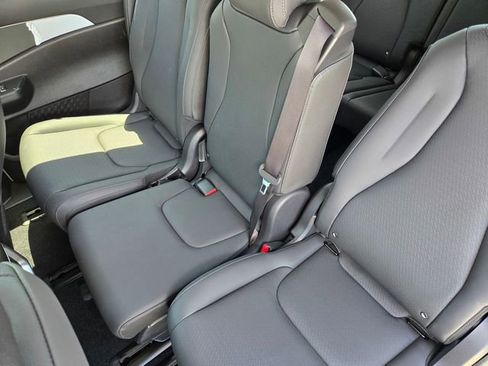 New 2026 Kia Carnival SX Prestige image 20