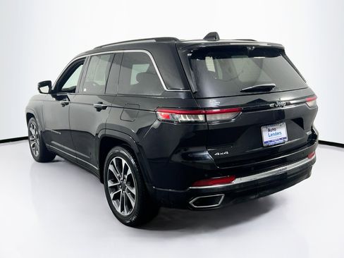 Used 2023 Jeep Grand Cherokee Overland w/ Luxury Tech Group IV image 7