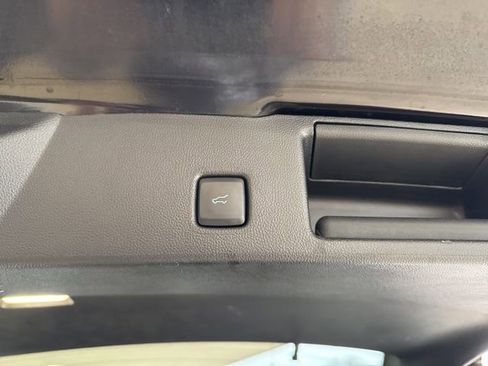 Used 2021 Ford Escape SEL w/ Technology Package image 31