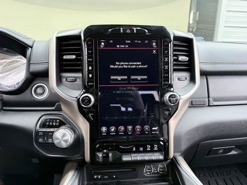 Used 2019 RAM 1500 Laramie image 21