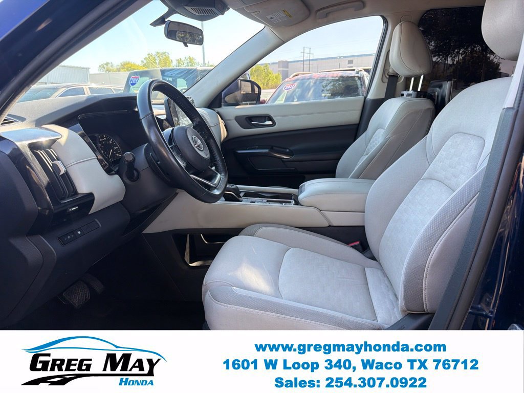 Used 2022 Nissan Pathfinder SV FWD image 12