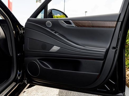 Used 2025 Genesis G80 2.5T Advanced image 37