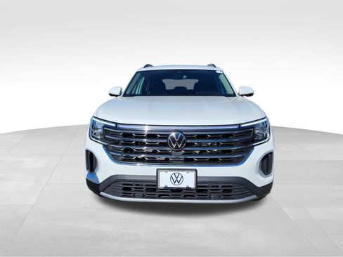 New 2026 Volkswagen Atlas SE image 2