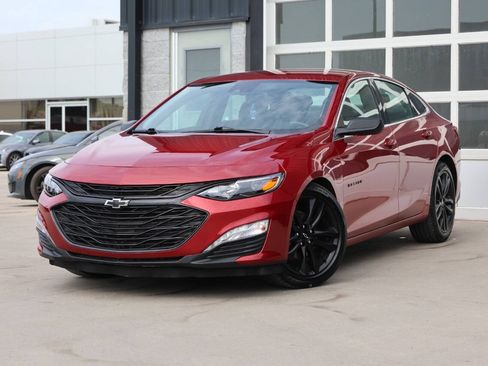 Used 2023 Chevrolet Malibu LT w/ Sport Edition FWD image 3