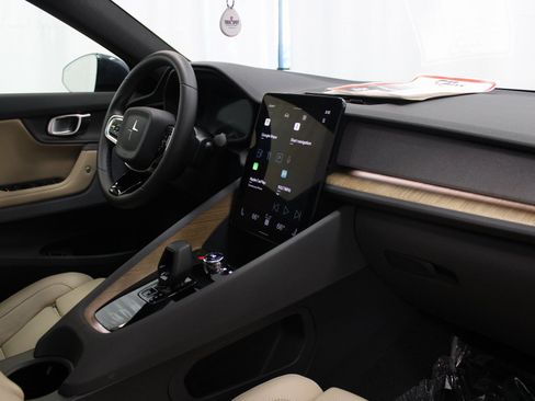 Used 2021 Polestar Polestar 2 image 32