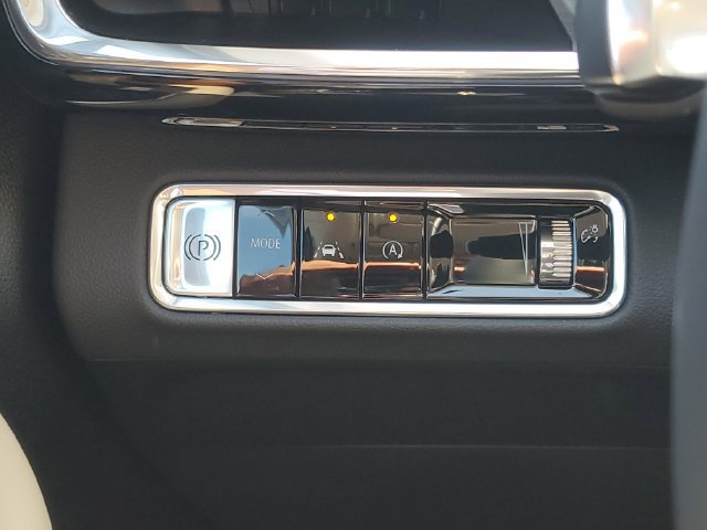 Certified 2025 Buick Envision Preferred AWD/4WD image 20