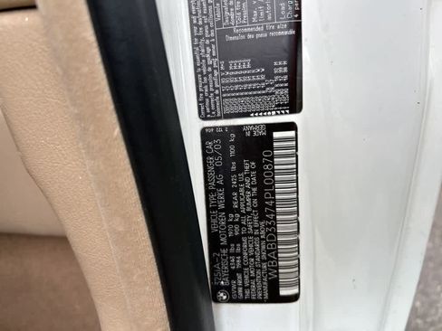 Used 2004 BMW 325Ci Coupe image 16