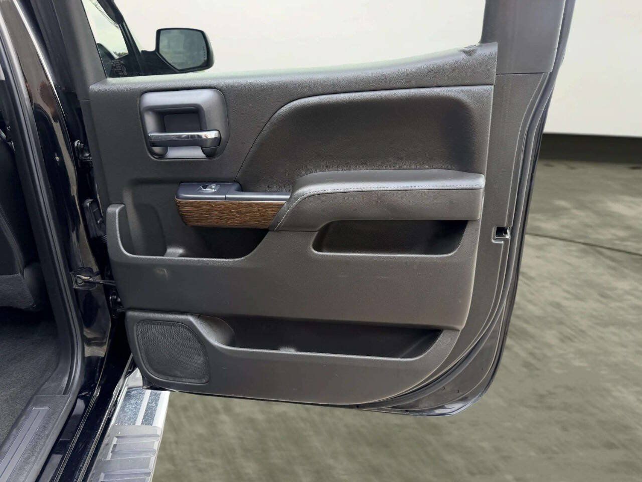 Used 2018 GMC Sierra 1500 Denali AWD/4WD image 22