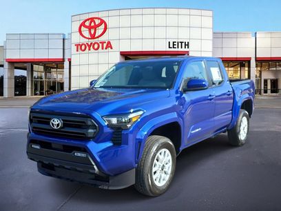 Used 2025 Toyota Tacoma SR5