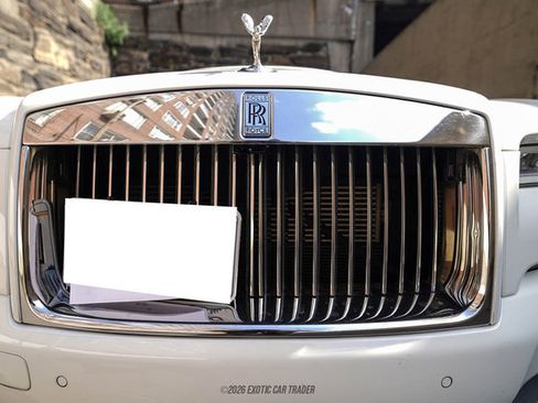Used 2017 Rolls-Royce Wraith RWD image 75