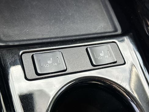 Used 2021 Toyota Prius Prime LE image 25