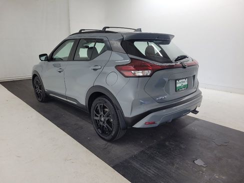 Used 2022 Nissan Kicks SR w/ Interior Electronics Package FWD image 5