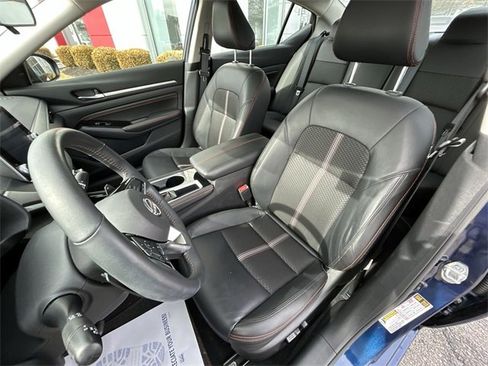 Used 2023 Nissan Altima 2.5 SR image 15
