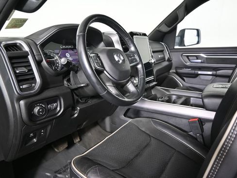 Used 2023 RAM 1500 Laramie AWD/4WD image 23