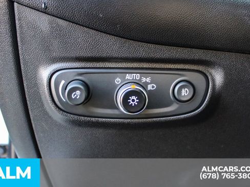 Used 2020 Chevrolet Equinox LT image 30