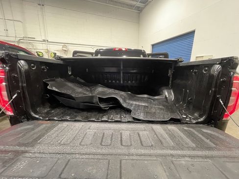 Used 2018 GMC Sierra 1500 SLT w/ SLT Premium Package image 26