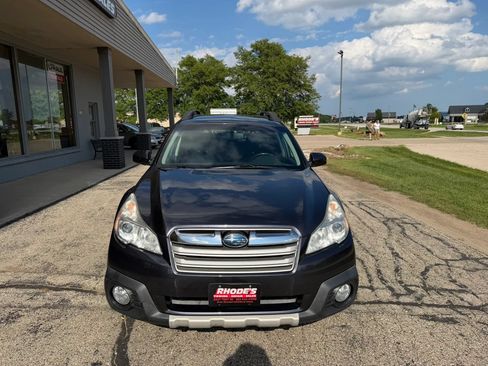 Used 2013 Subaru Outback 2.5i Limited AWD/4WD image 8