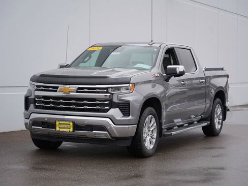 Used 2023 Chevrolet Silverado 1500 LTZ w/ LTZ Premium Package image 7