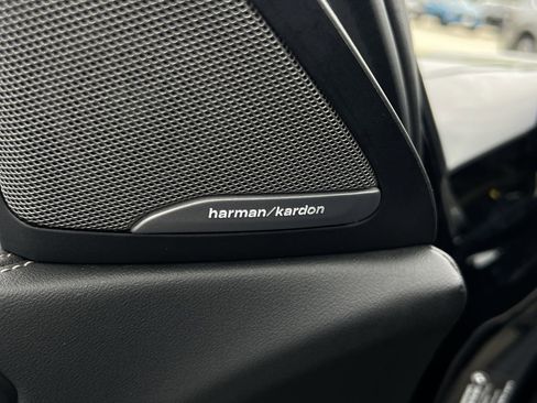 Used 2025 BMW X6 xDrive40i image 19