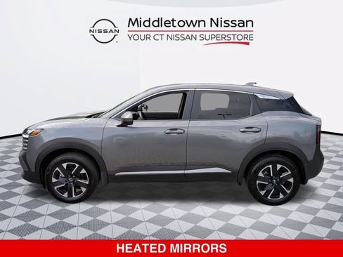 Certified 2025 Nissan Kicks SV AWD/4WD image 7