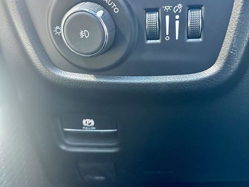 Used 2024 Jeep Grand Cherokee L Summit w/ High Altitude Package image 22