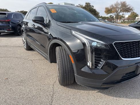 Used 2019 Cadillac XT4 Sport image 3