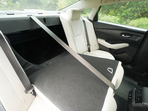 Used 2025 Honda Accord SE image 25