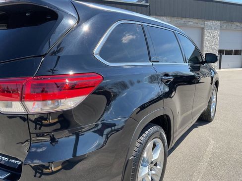 Used 2018 Toyota Highlander Limited image 8