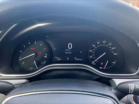 Used 2019 Toyota Avalon XLE image 13