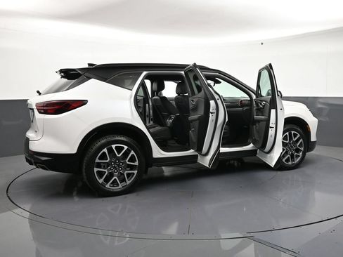 Certified 2023 Chevrolet Blazer RS w/ Driver Confidence II Package AWD/4WD image 32