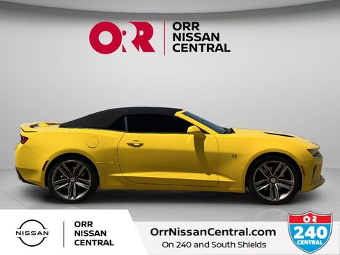 Used 2016 Chevrolet Camaro SS RWD image 4