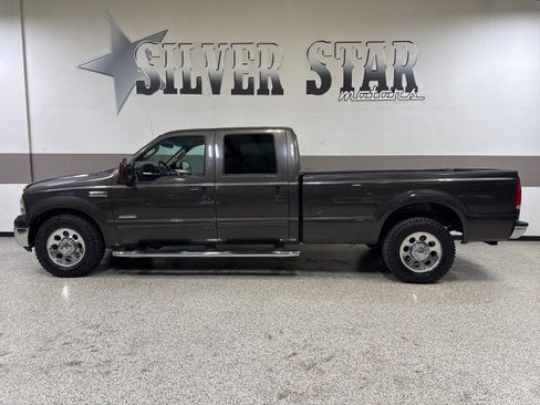 Used 2005 Ford F350 XLT image 11