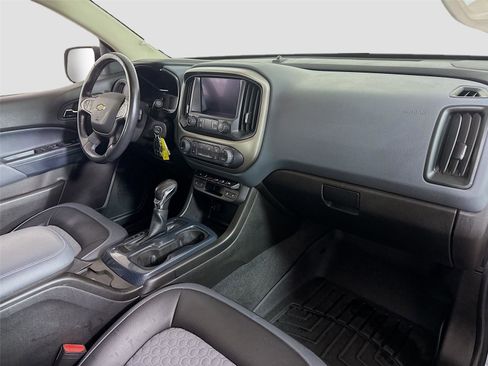 Used 2022 Chevrolet Colorado Z71 AWD/4WD image 21