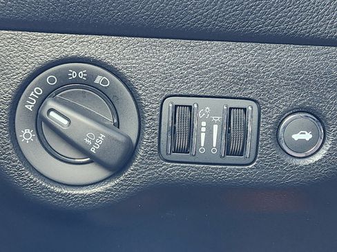 Used 2023 Dodge Challenger SXT w/ Blacktop Package image 24