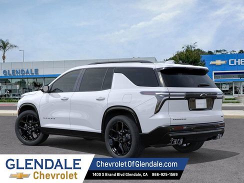New 2026 Chevrolet Traverse RS w/ LPO, Floor Liner Package image 3