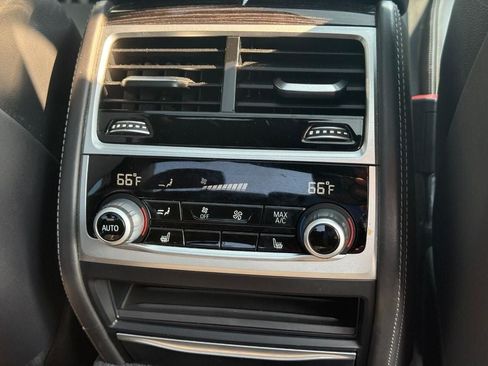 Used 2021 BMW 750i xDrive w/ M Sport Package AWD/4WD image 12